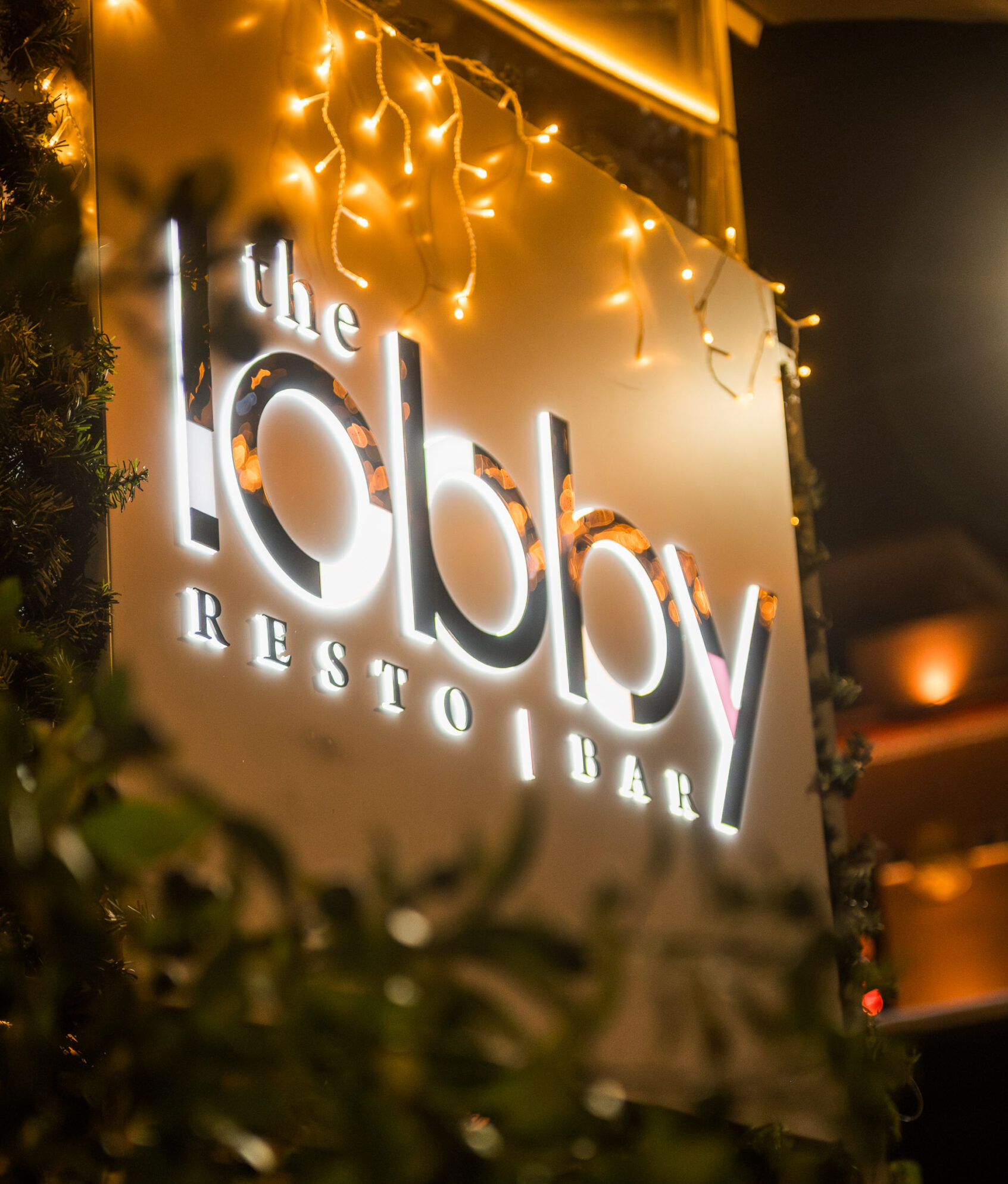 the lobby resto bar